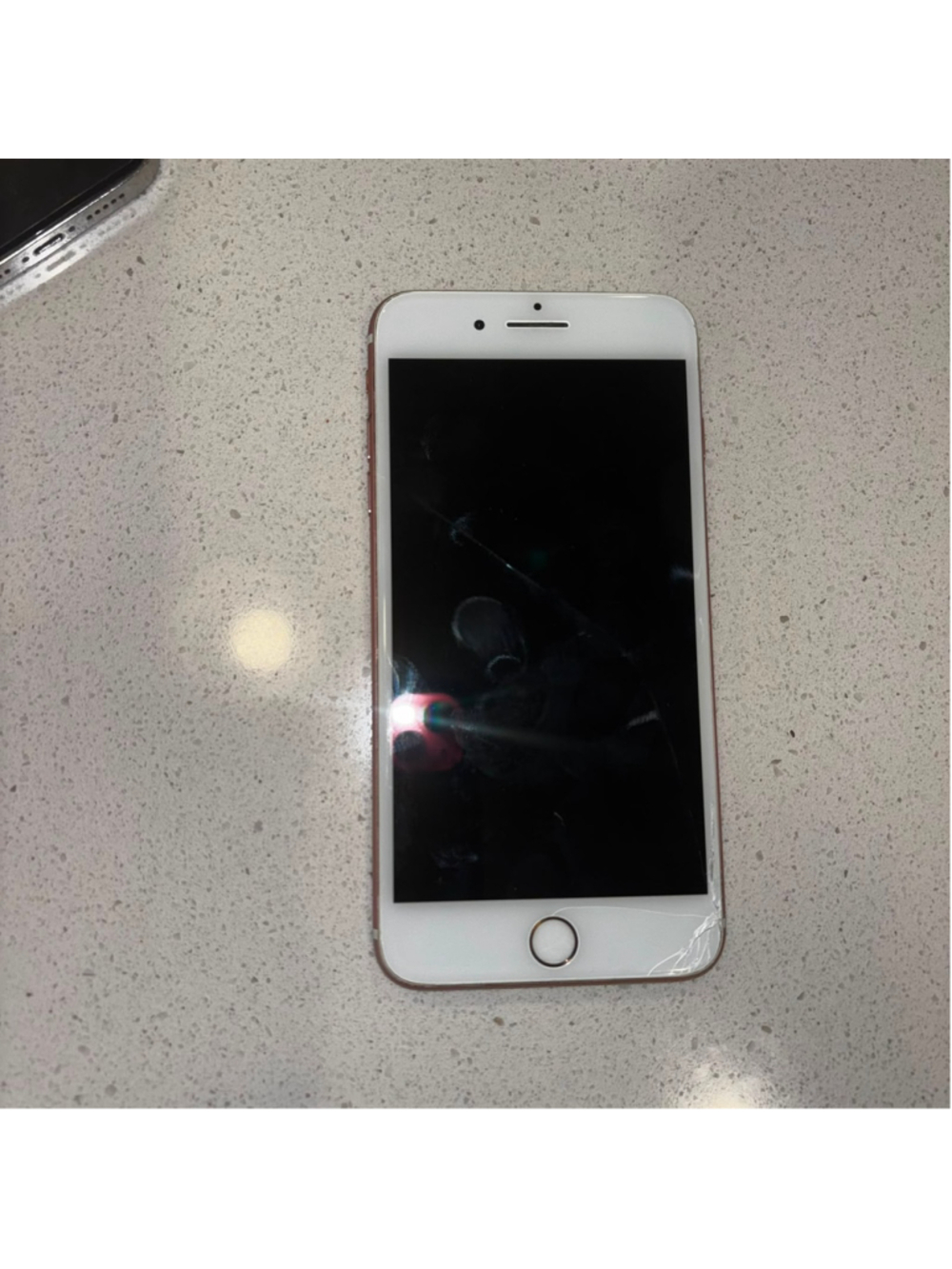 Apple iPhone 7 Plus Rose Gold A1784 Untested Cracked As Is Parts Repair #C151b - Picture 2 of 10